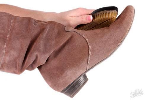 Kā atjaunot zamšādas kurpes: 4 veidi, kā atjaunināt iecienītos zābakus
