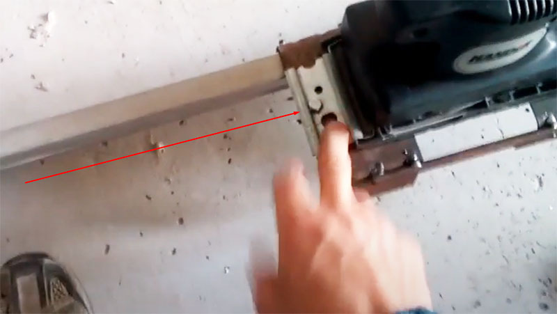 Attaching a sander to a platform can be ridiculously simple