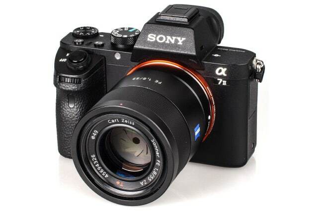 Rating mirrorless cameras with interchangeable optics