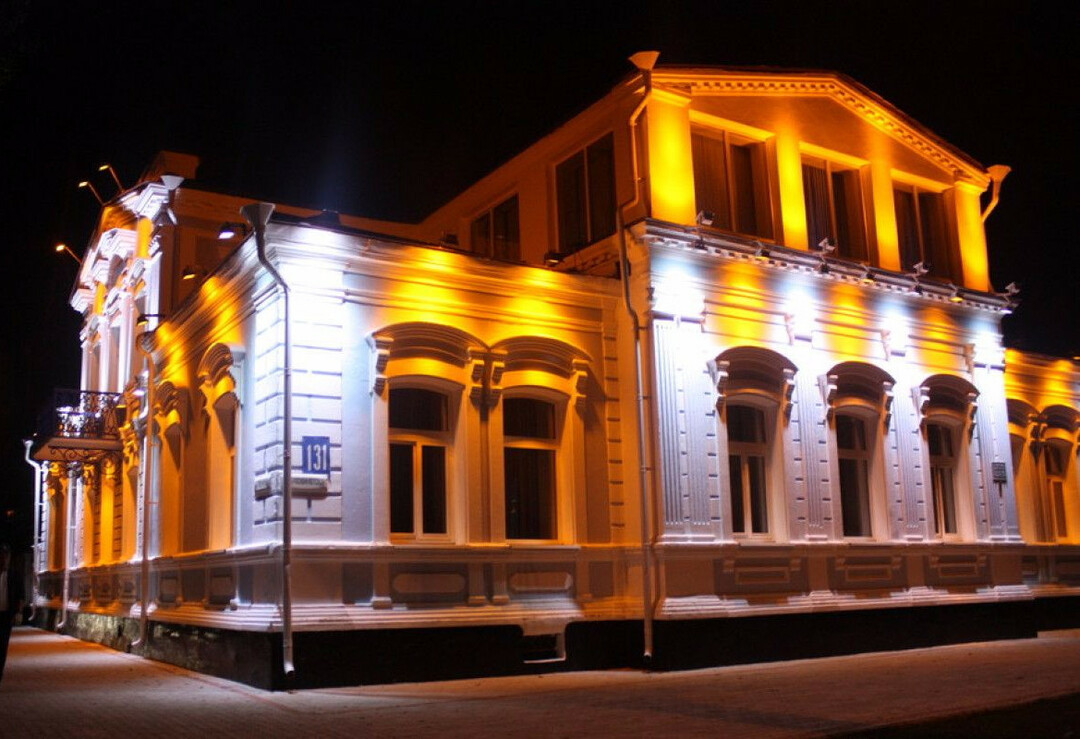 Architectural lighting of building facades - decorative lighting