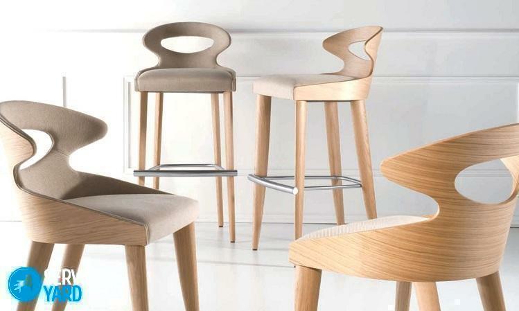 Bar stool with own hands