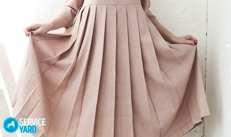 Hur man gör pilar på en pläterad kjol?