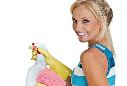 Hur man tvättar sträcktak i hemmet utan skilsmässa