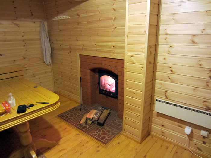 How to install a stove in a bath with a firebox from a dressing room