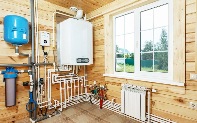 Two-pipe heating system of a private house