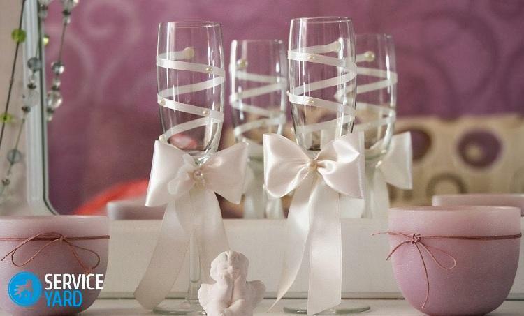 Wedding glasses by own hands