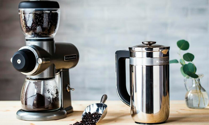 How to choose a coffee grinder for home: electric and manual
