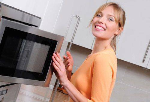 How to warm up the food in the microwave correctly( pizza, porridge, chicken, baby food)?