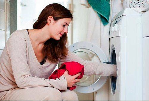 Pēc kādas temperatūras veļas mazgājamā mašīnā mazgājiet gultas veļu - izvēlieties optimālo režīmu