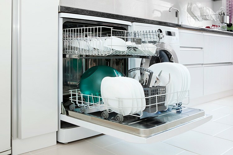 Saving time and the ability to carry out your evening plans is a serious merit of dishwashers.