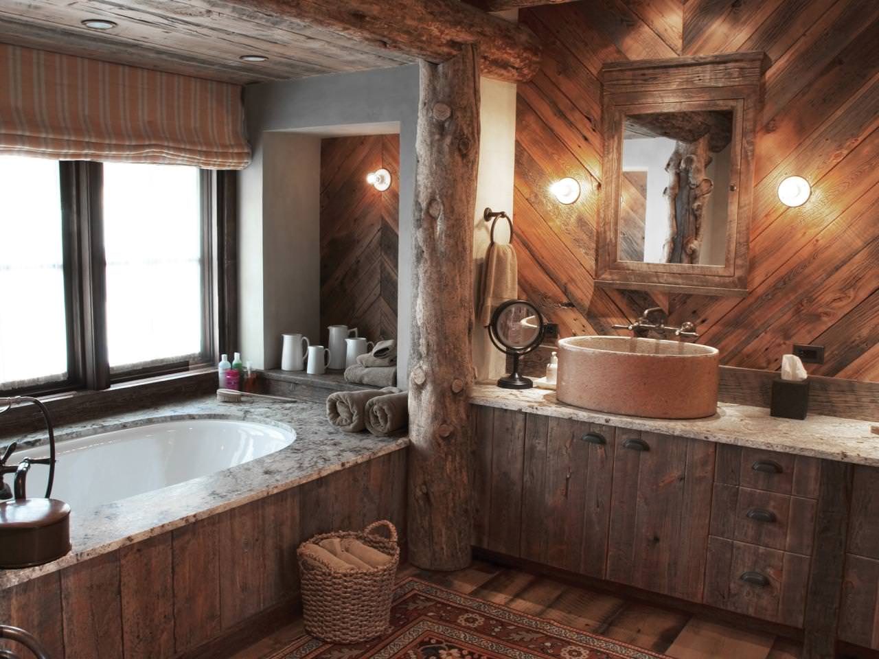 Koupelna v dřevěném domě: fotografie interiéru krásné povrchové úpravy v domě z baru