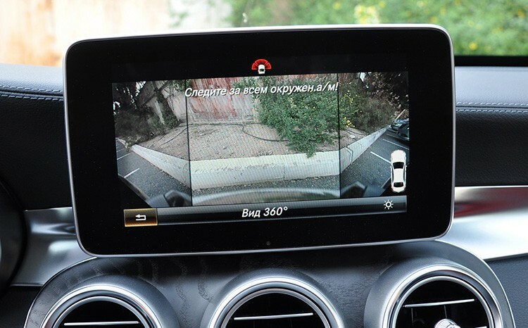 360 ° kamery jsou vhodné pro nezkušené řidiče.