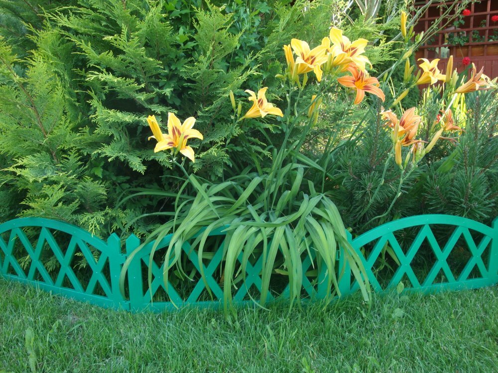 dekoratif plastik çit