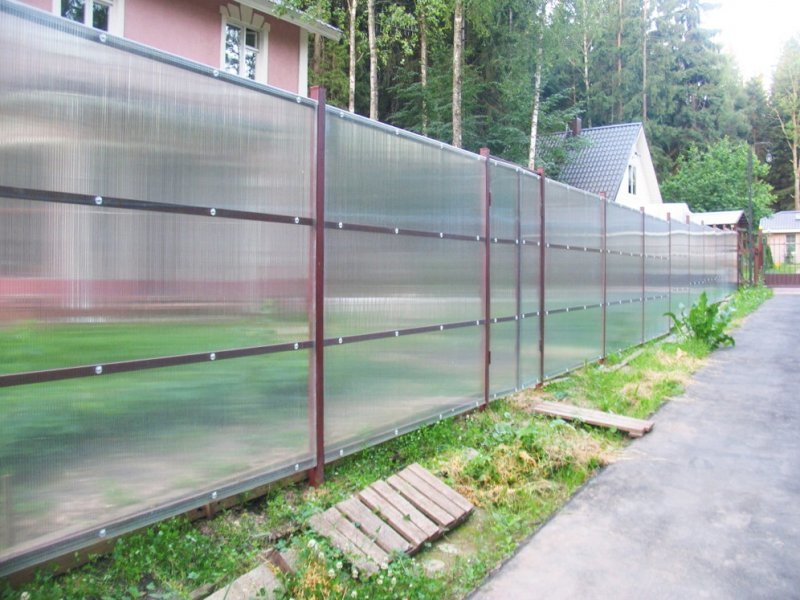 fence made of polycarbonate photo ideas