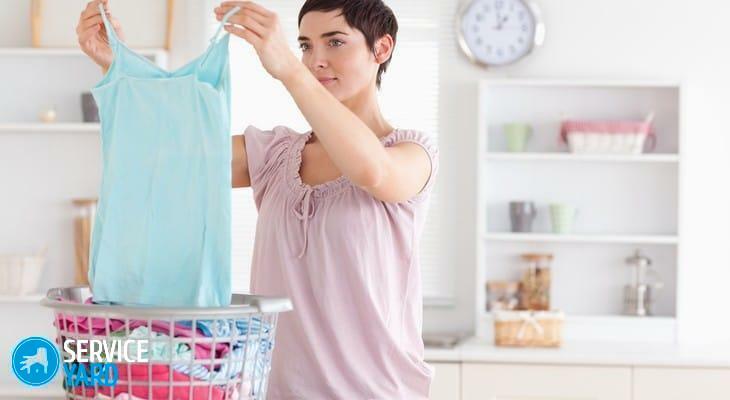 Come rimuovere le macchie dal deodorante dai vestiti?