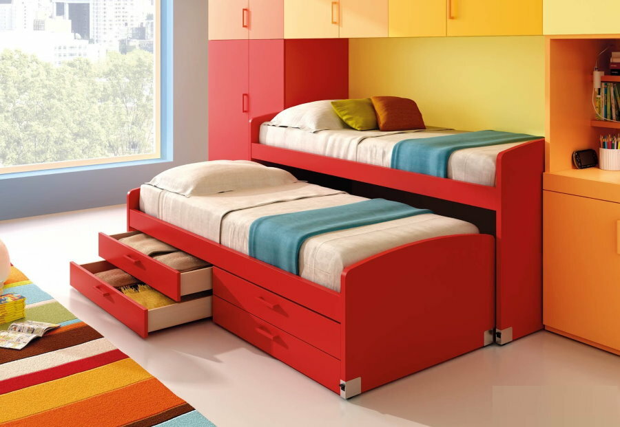 Transformátorová postel pro dvě děti