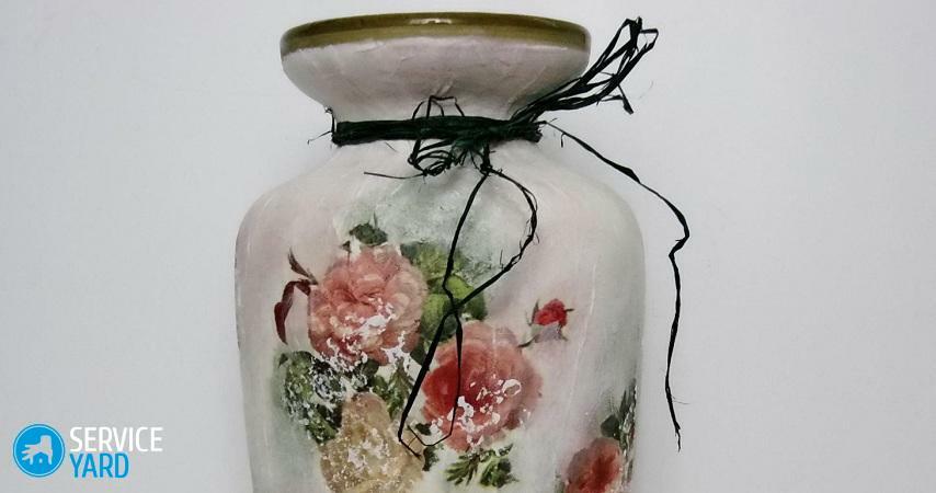 Vase from napkins by own hands