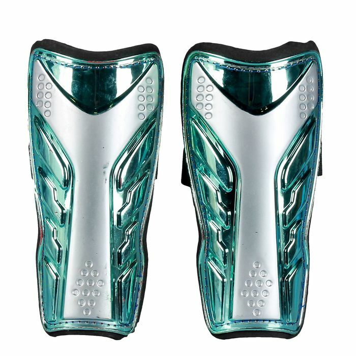 Football shin guards for teenagers 20x10x5cm, MIX colors