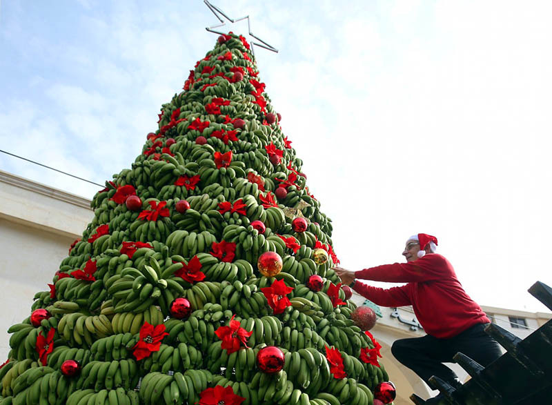 The craziest Christmas trees from the same crazy designers