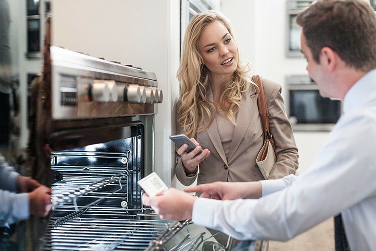 When choosing an oven, you need to pay attention not only to its appearance, but also to learn about the cleaning method.