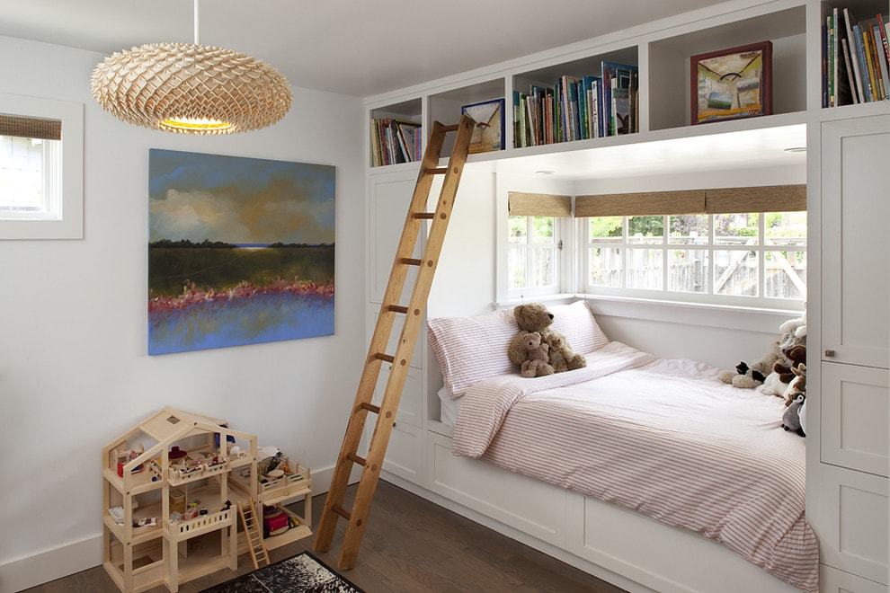 De kroonluchter in de kinderkamer: Plafond Lights, LED en andere opties in de kamer