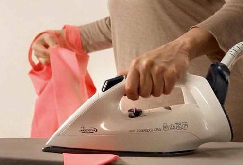 Iron with steam generator or steamer - what is better to choose?