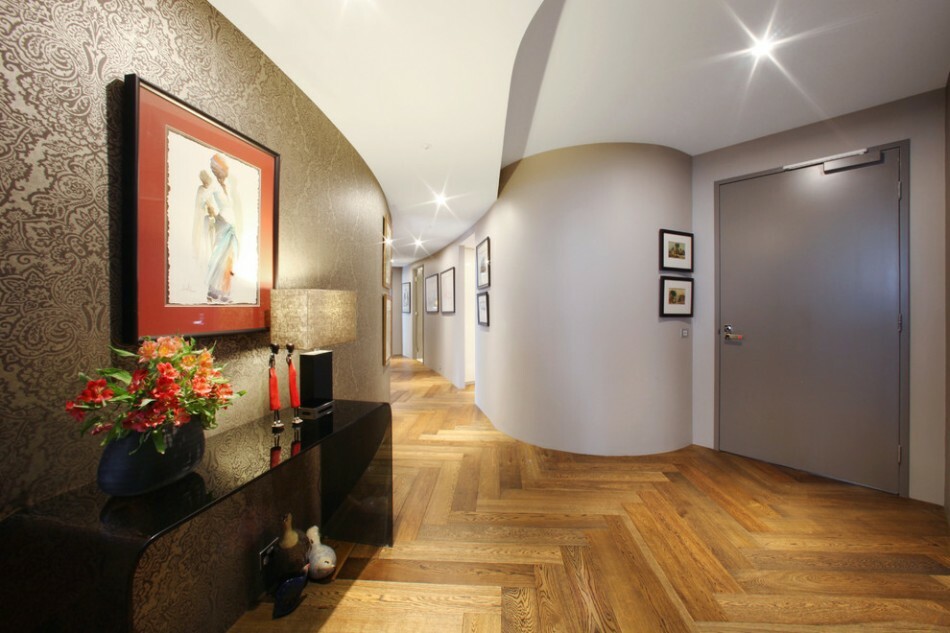 Parquet floor in hallway with vinyl wallpaper