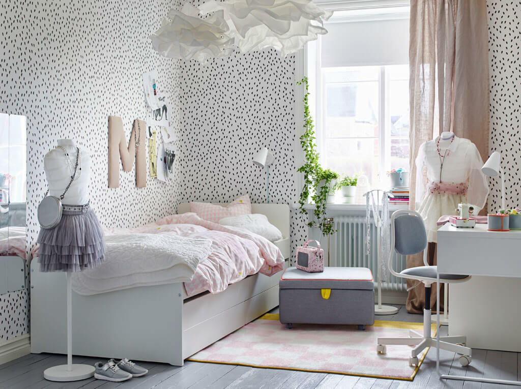 Bright bedroom for a teenage girl