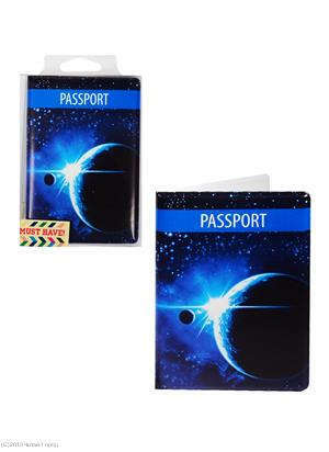 Funda para pasaporte Cosmos Planet sobre fondo azul (caja de PVC)