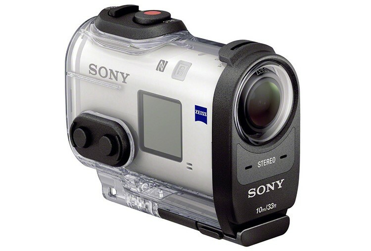 Sony FDR-X1000V La cámara es capaz de transmitir todo el proceso de grabación de video a un teléfono inteligente si dos dispositivos están sincronizados