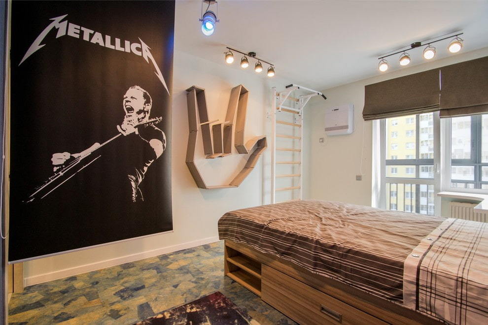 Room design for a young music lover