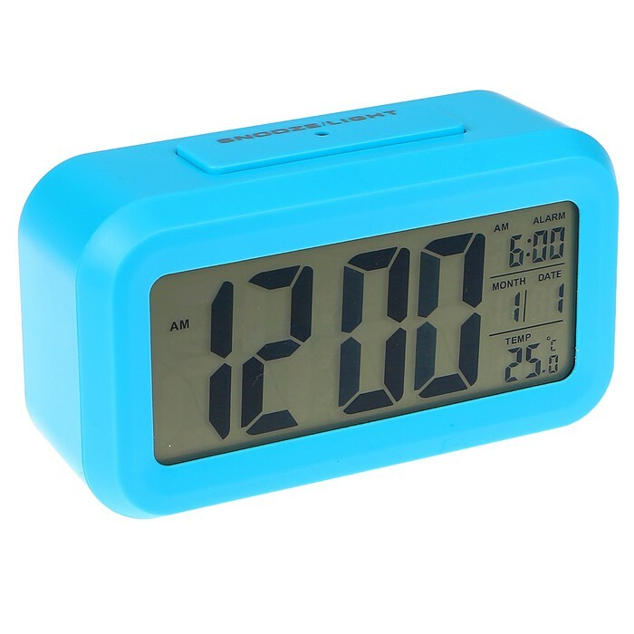 Elektronický budík, podsvietenie, baht. 3AAA, dátum, teplota, modrá, 4,5x8x14 cm