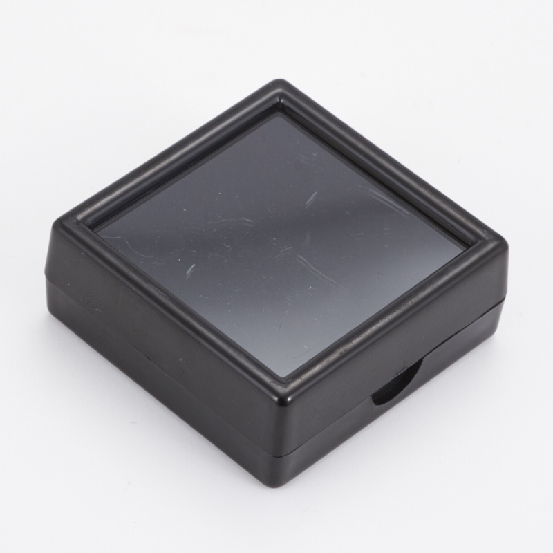 Pudełko do przechowywania kaboszonów / cięty plastik 40x40x15 mm