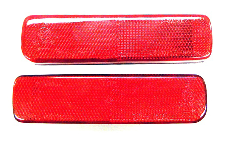 Réflecteur de pare-chocs arrière VAZ 2111.2123 2pcs (Dimitrovgrad)