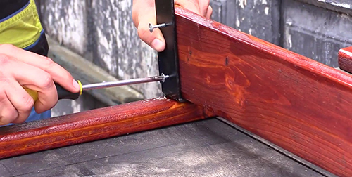Jak zrobić piękne meble z naturalnego drewna własnymi rękami