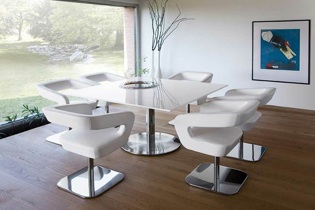 Zložljivi kuhinjski stoli z ležiščem: mehke in elegantne možnosti