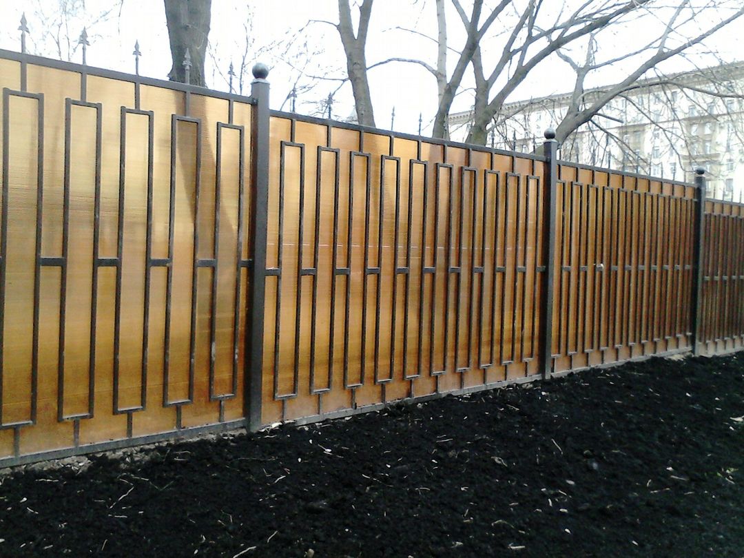 staket gjorda av polykarbonat på beställning