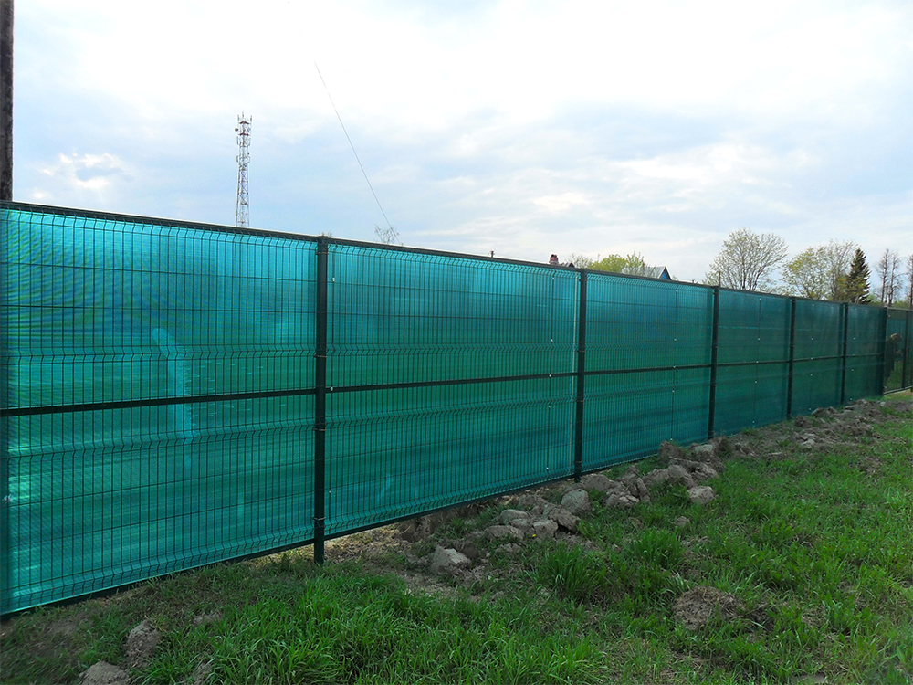 staket gjorda av polykarbonat konstruktion