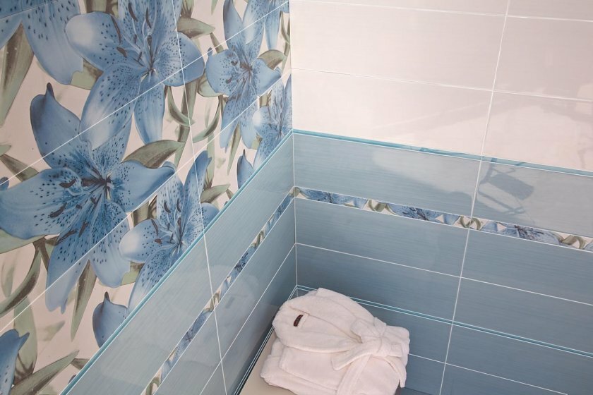 tipos de ideias de azulejos de banheiro