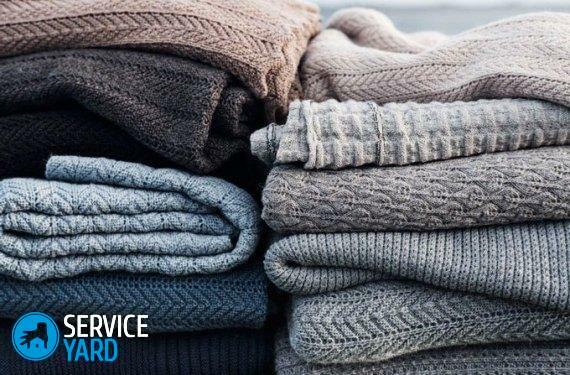 How to remove mold from clothes at home?