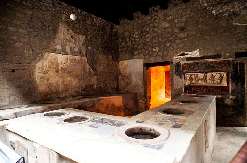 Thermopoly in Pompeii - een prototype van een toog
