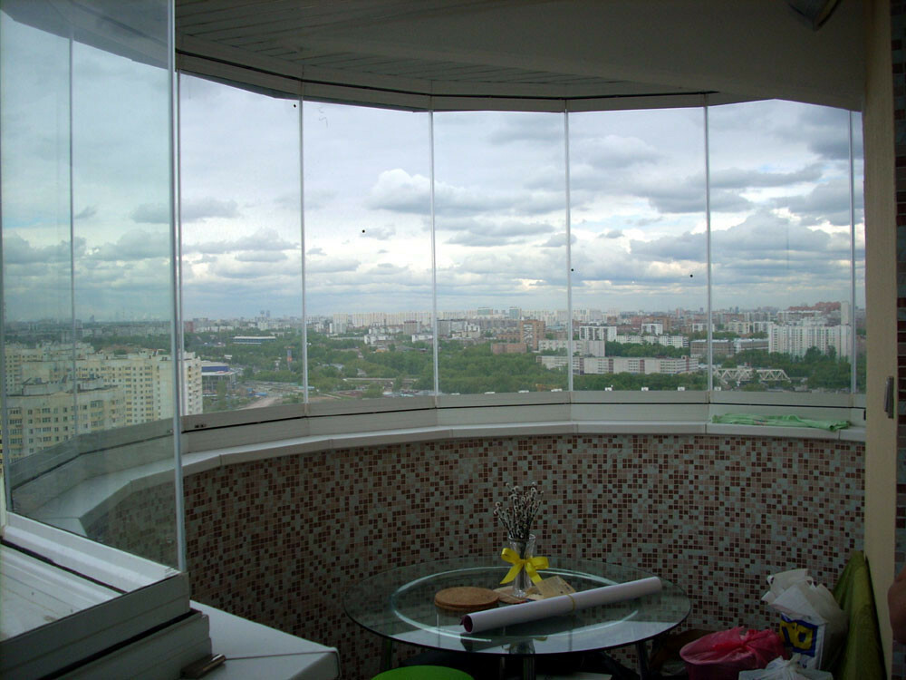 acristalamiento de balcón sin marco