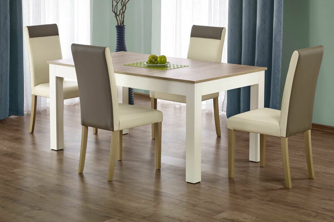 stół i krzesła do projektowania salonu