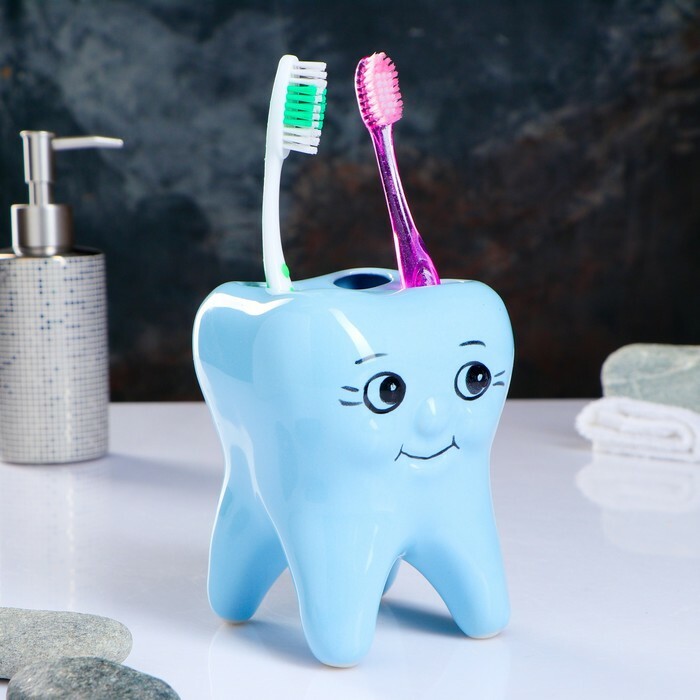 Toothbrush cup \