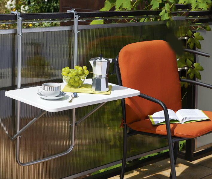 Balcony table with railing attachment