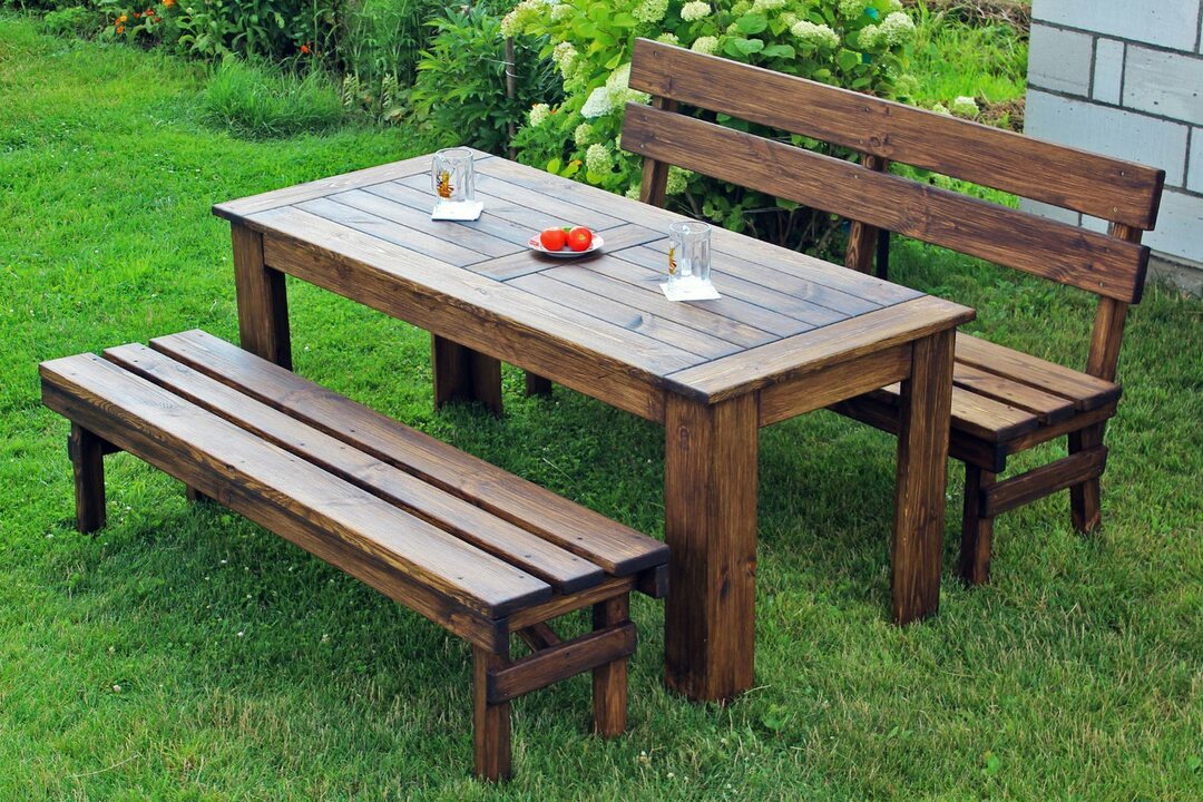 solid wood garden furniture ideas