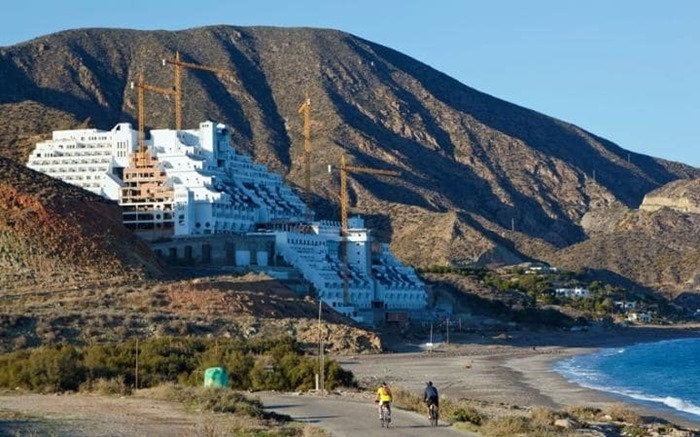 Top 10 ugliest hotels in the world