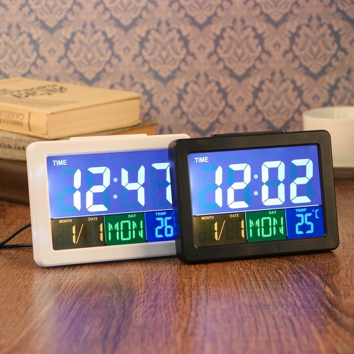 Elektronisk vækkeur rektangulært, baggrundsbelysning, temperatur, dato, 2AAA, 14 * 5 * 10cm blanding