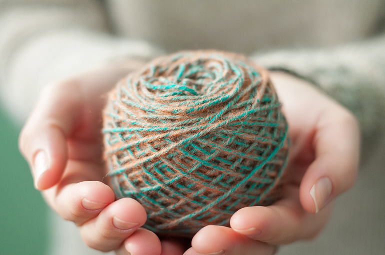 Os 5 segredos principais para escolher fios de qualidade para tricô: dicas para costureiras novatas