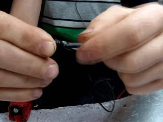 Sådan repareres hovedtelefoner til telefon og computer uden erfaring med reparation